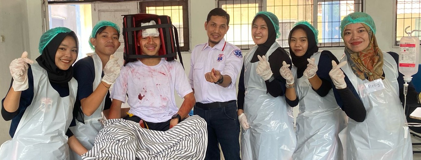 Pro Emergency dan Universitas Ratu Samban Gelar Pelatihan BTCLS bagi Mahasiswa Keperawatan